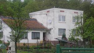 Ochranný náter na obytnom dome 276159029