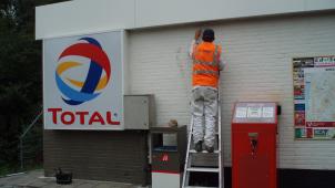 TOTAL  gasoline station in Rotterdam 41722955